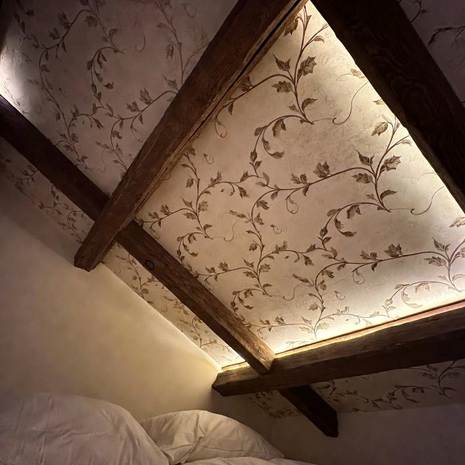 Stylish bedroom decorating idea with modern furniture, cozy bedding, and soft lighting creating a relaxing atmosphere.